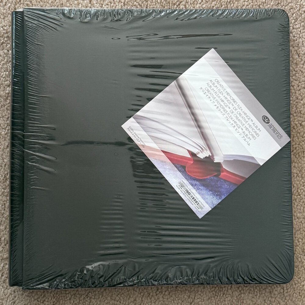 NEW Creative Memories Flex Hinge Scrapbook Album 12 X 12 Dark Green